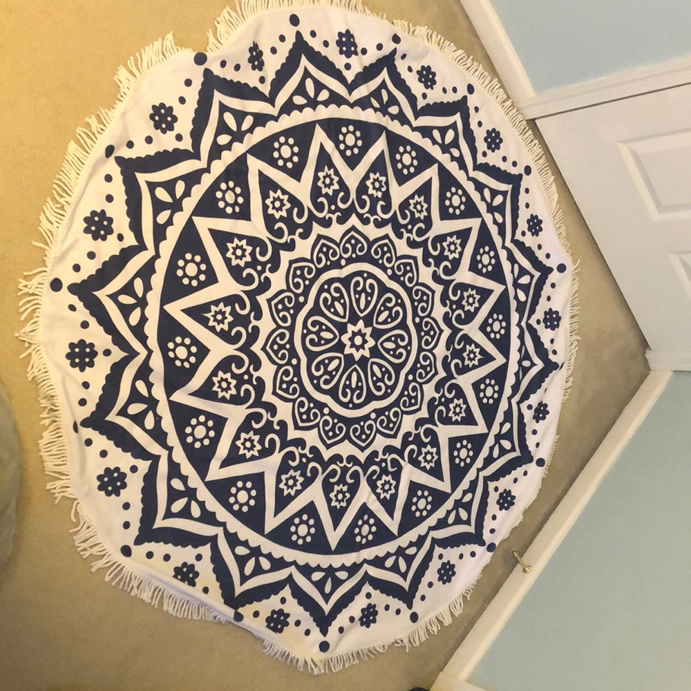 Circle beach towel/blanket